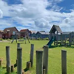 Skylark, The Bay, 2 Bedrooms With Ensuites, Parking For 2 Cars With Ev Point, 2 Dogs Welcome *