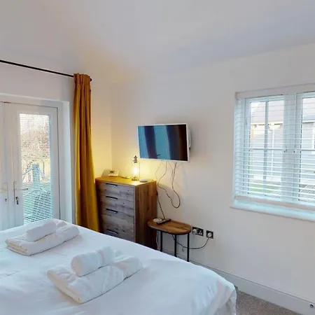 Skylark At The Bay Filey, Sleeps 5, 2 Dogs Welcome For Free Too Filey