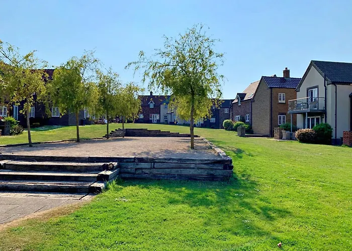 Skylark, The Bay, 2 Bedrooms With Ensuites, Parking For 2 Cars With Ev Point, 2 Dogs Welcome Filey